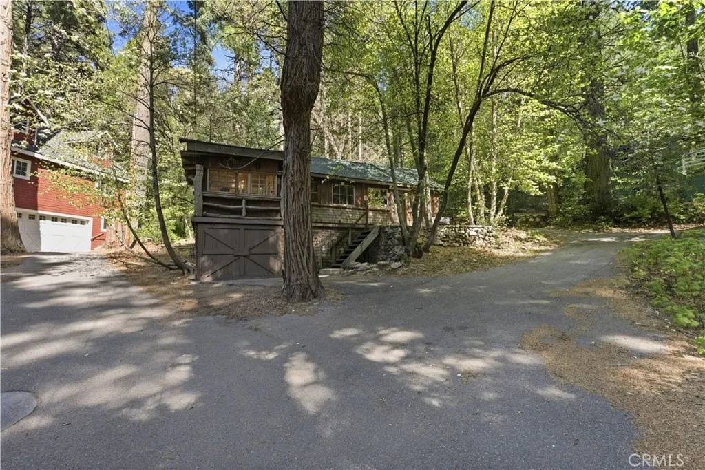 815 Cottage Grove, Lake Arrowhead, CA 92352 - Photo 3 of 40, Lake Arrowhead, CA