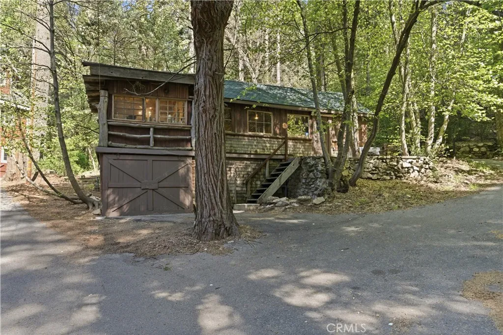 815 Cottage Grove, Lake Arrowhead, CA 92352 - Photo 4 of 40, Lake Arrowhead, CA