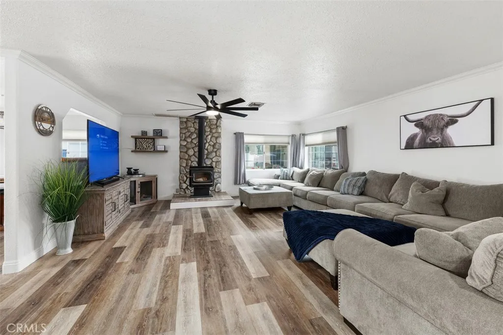 https://cdn.realtyfeed.com/cdn/127/306708178/03f9dc8965968dc4508d389112e3abb5.webp