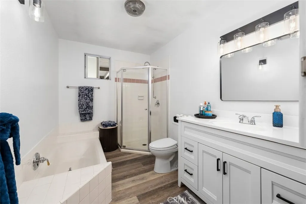 https://cdn.realtyfeed.com/cdn/127/306708178/67c4089e6a9bd771dfd19ae846f3e096.webp