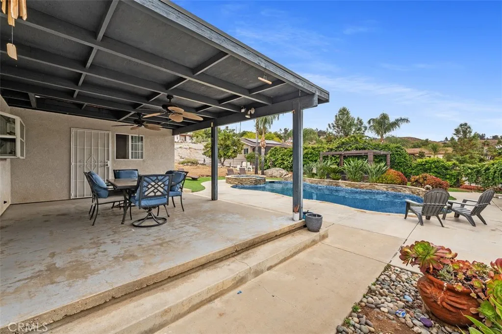 https://cdn.realtyfeed.com/cdn/127/306708178/b87e6fc805ed3944cb016c0fb83ed3e3.webp