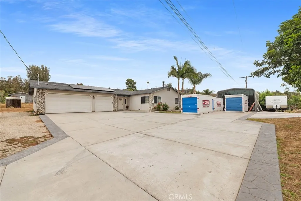 https://cdn.realtyfeed.com/cdn/127/306708178/d68c5513674c8d2252a194b7a04e35fd.webp