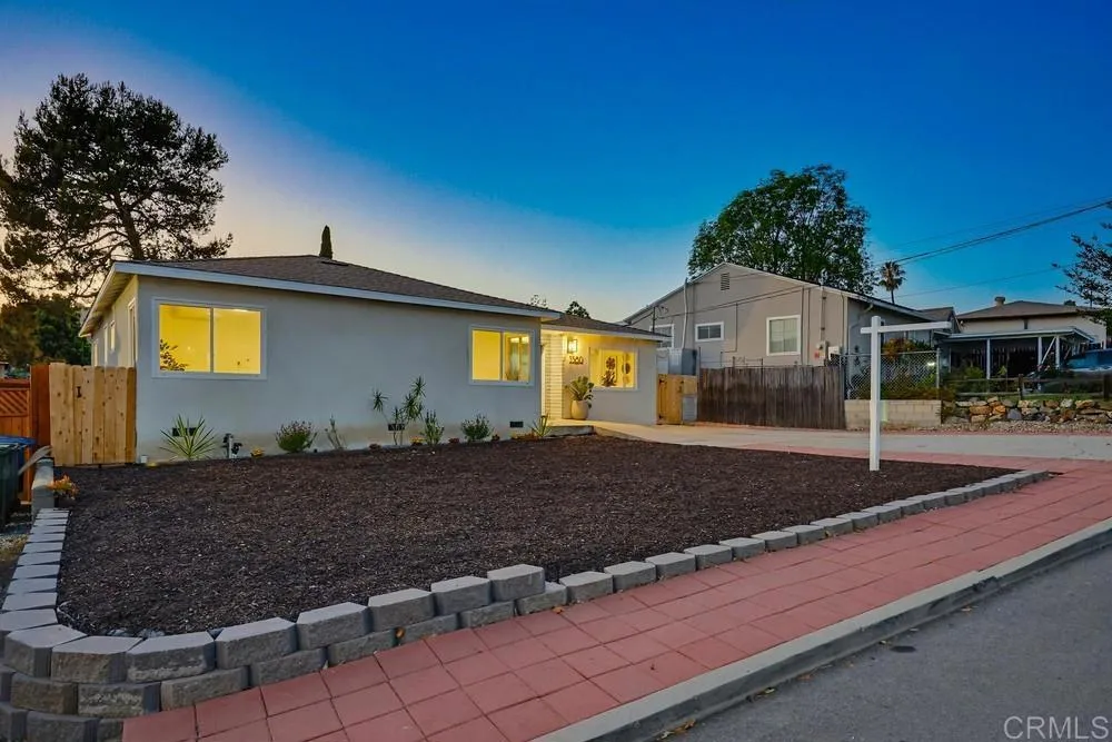 https://cdn.realtyfeed.com/cdn/127/306708225/1a0388860a009275f5a177a8a852ecb3.webp