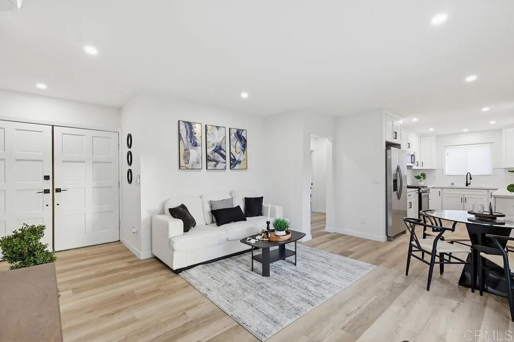 https://cdn.realtyfeed.com/cdn/127/306708225/46f6ae5bee9117a4c65514403acb35d6.webp