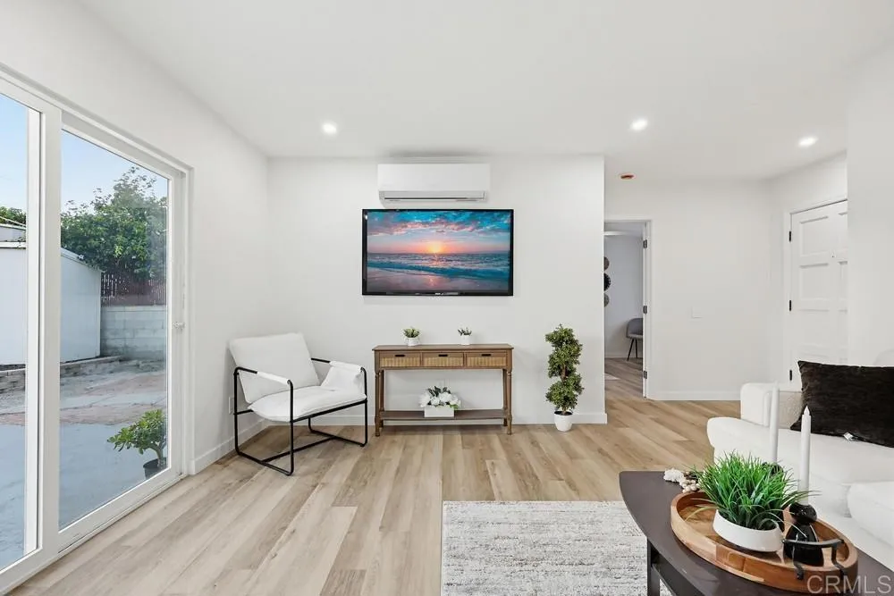 https://cdn.realtyfeed.com/cdn/127/306708225/5b26ddfb9650989782370f4d91eff952.webp