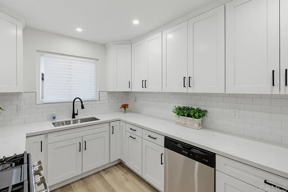 https://cdn.realtyfeed.com/cdn/127/306708225/d92932d44a43efa2e37f73cff456fa70.webp