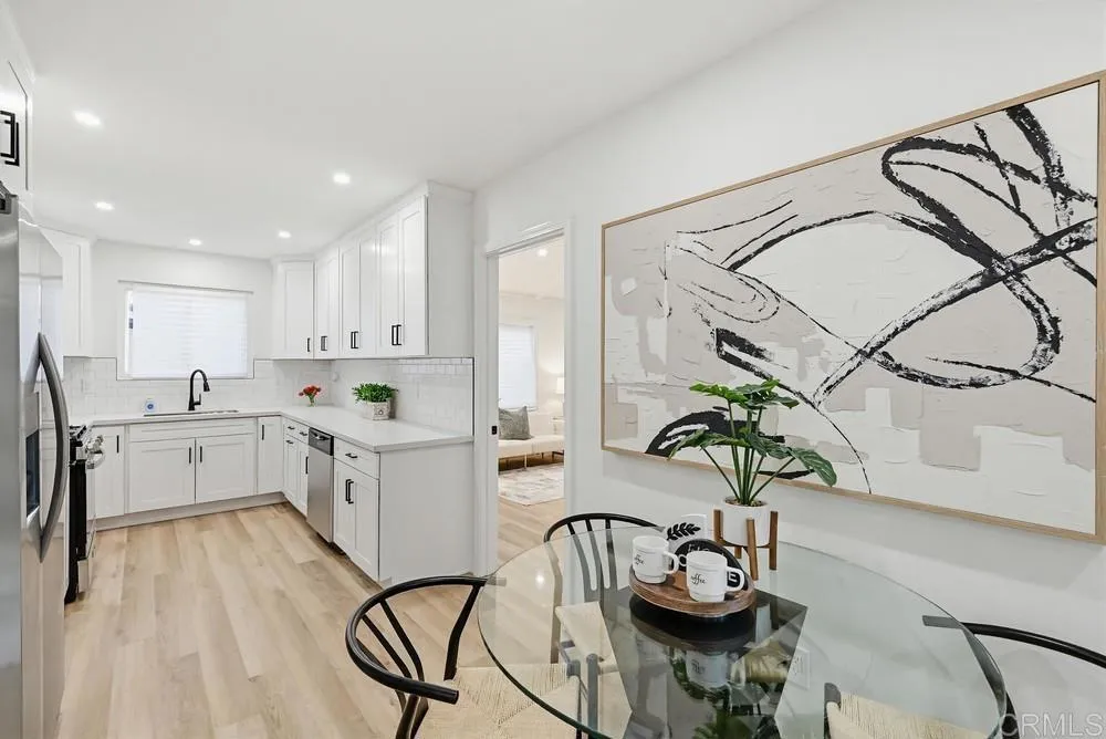 https://cdn.realtyfeed.com/cdn/127/306708225/e5fdb5009eda197253653d97c15f67f6.webp