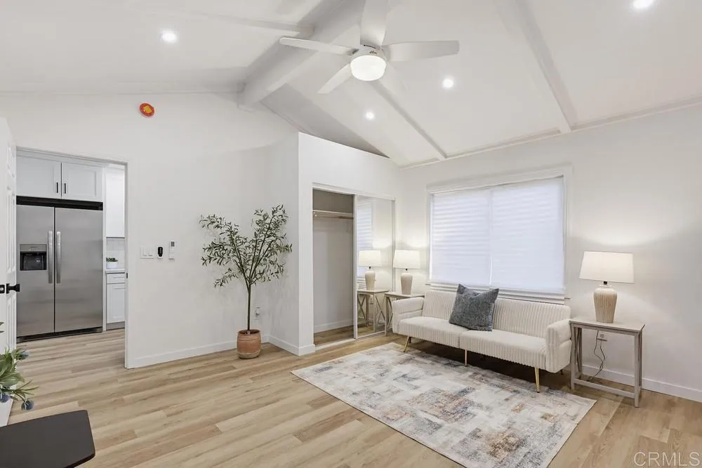 https://cdn.realtyfeed.com/cdn/127/306708225/eb46e57cb3f97878589915132293202a.webp