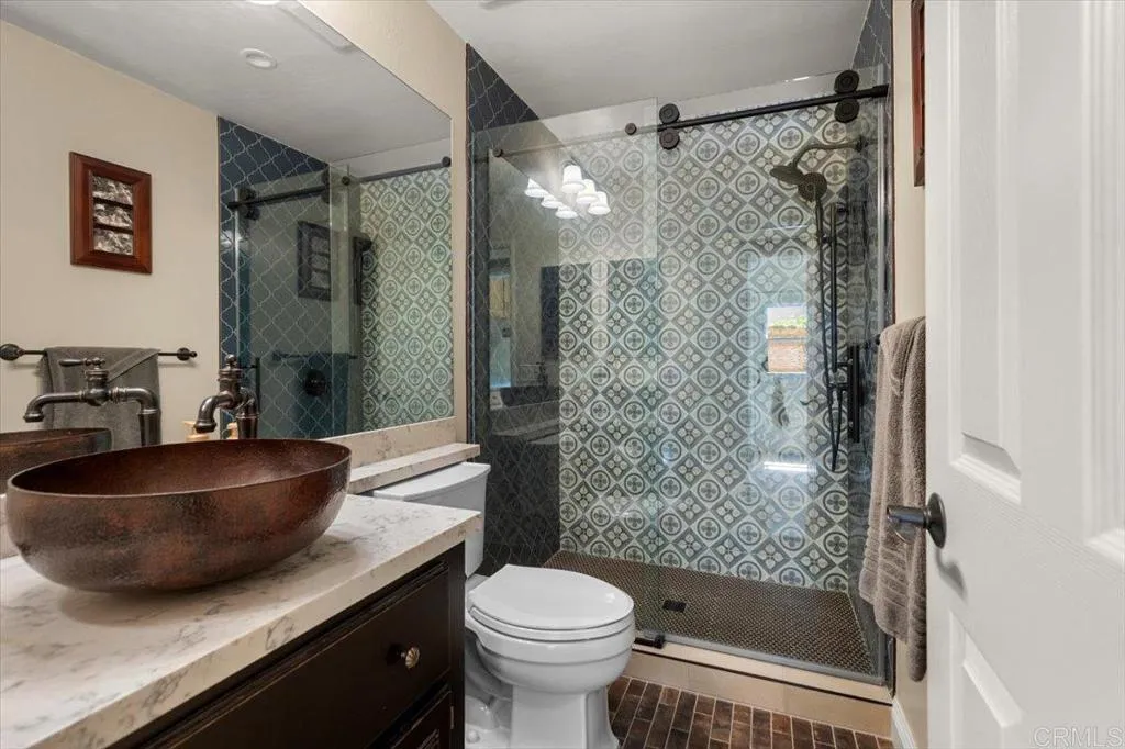 https://cdn.realtyfeed.com/cdn/127/306708231/297c3cea794d9877c3b7c5172e40595e.webp