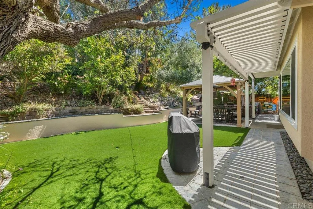 https://cdn.realtyfeed.com/cdn/127/306708231/50c307f02513a8f19e44eaee45a592f9.webp