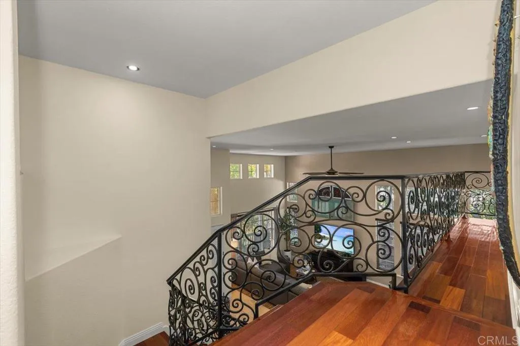 https://cdn.realtyfeed.com/cdn/127/306708231/7cfa2ddeb5c1b99522aaa0ae7b987965.webp