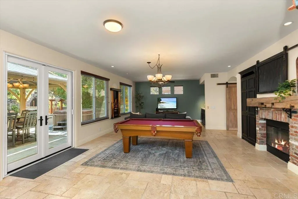 https://cdn.realtyfeed.com/cdn/127/306708231/96cb015e62a7fc26a4f0afa21782b135.webp