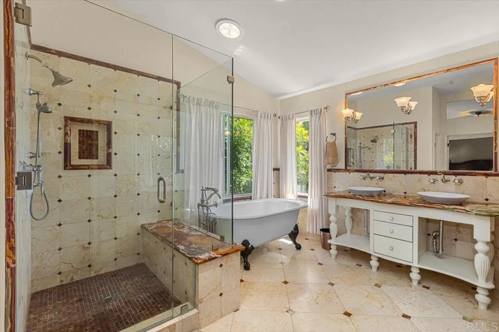https://cdn.realtyfeed.com/cdn/127/306708231/eabf72940a8f1282816c111750414d60.webp