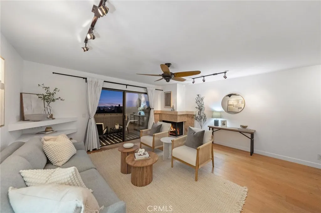 https://cdn.realtyfeed.com/cdn/127/306708289/826b3f591aefe4a62f7b6f758344858b.webp