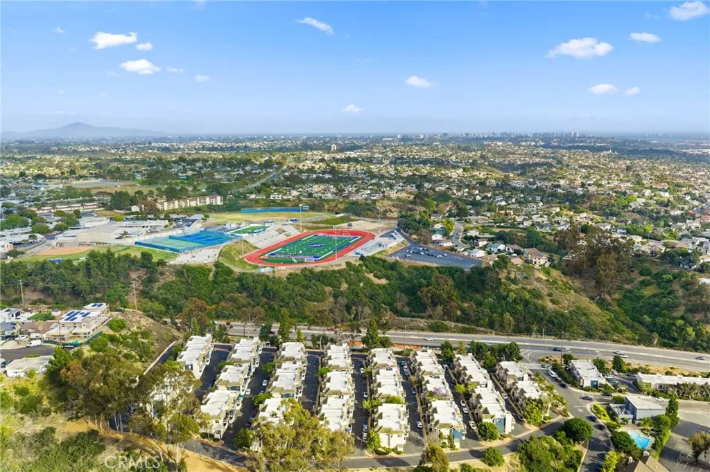 https://cdn.realtyfeed.com/cdn/127/306708289/ba12e709cde0c47989bb0c0cdec16662.webp