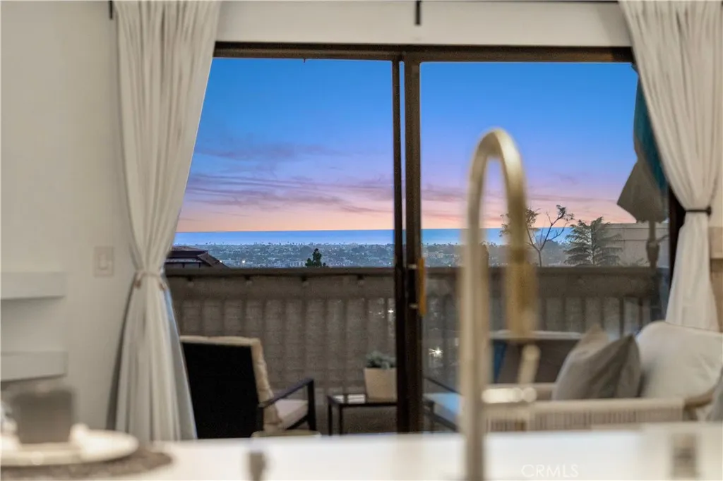 https://cdn.realtyfeed.com/cdn/127/306708289/e2be28c97558c1a7f310d4d4218da298.webp