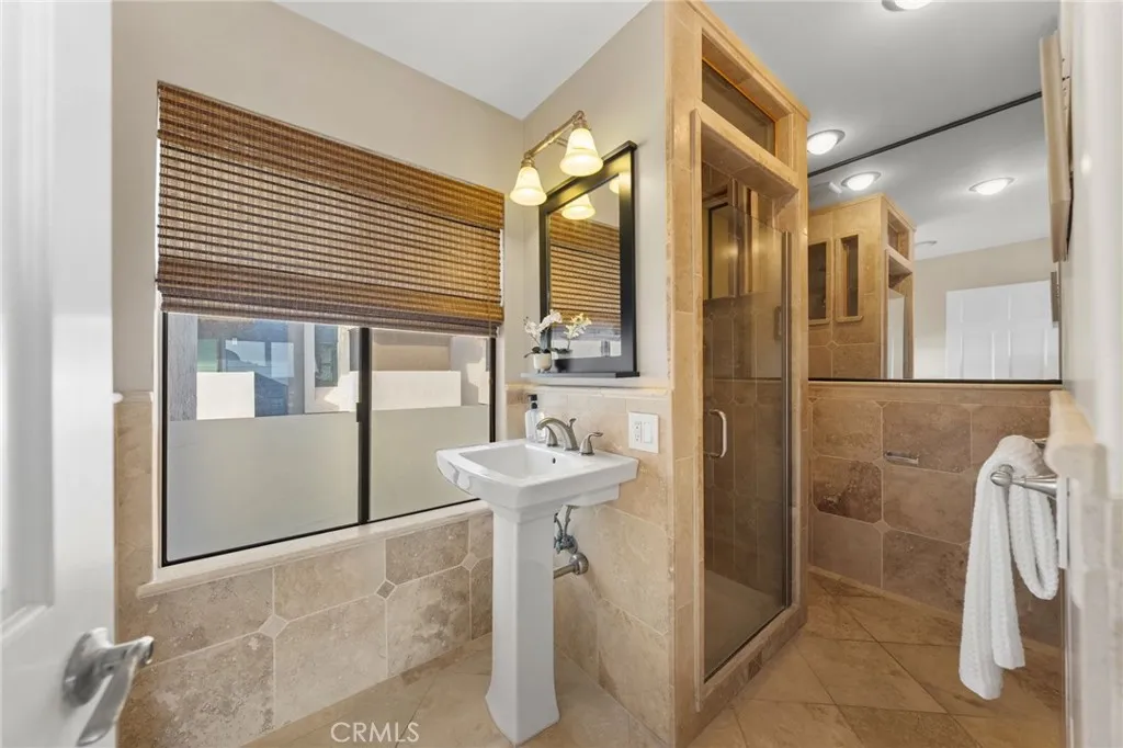 https://cdn.realtyfeed.com/cdn/127/306708289/f30a0c2bf05dadbdf545e6cbe1a7bba8.webp