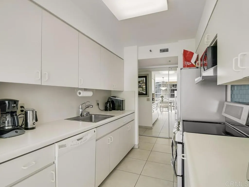 Photo #10: PTP2603330 Listing: Photo #10