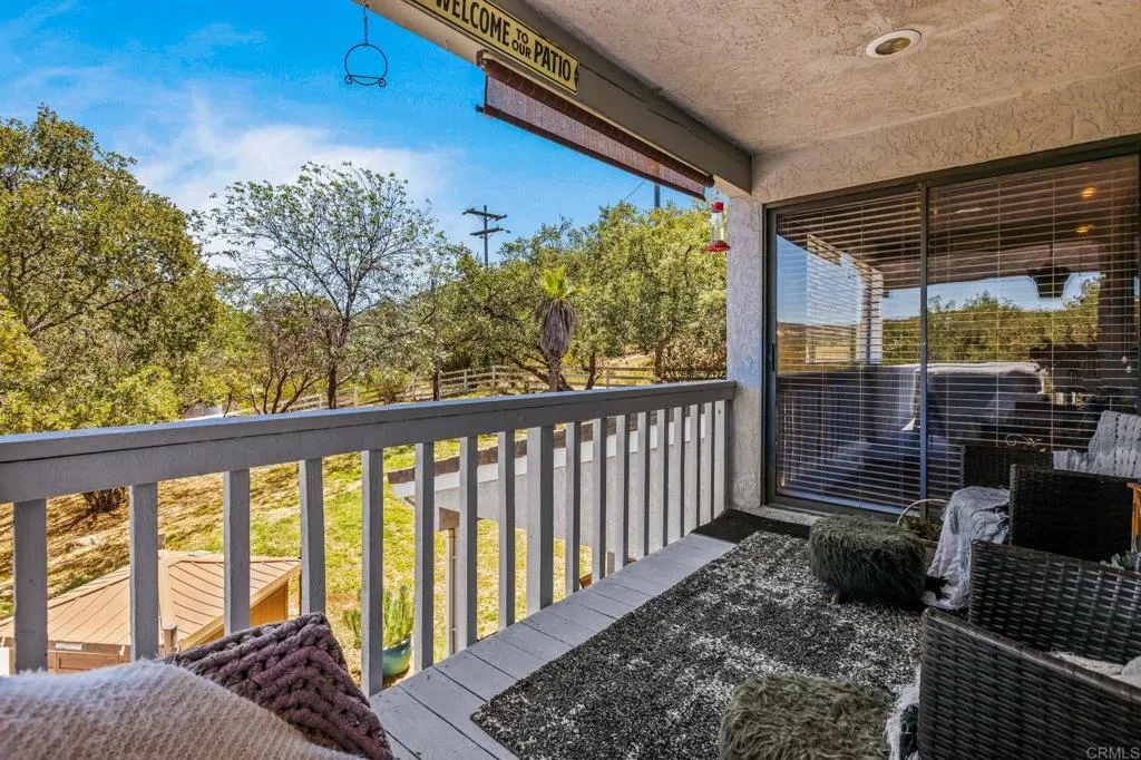 https://cdn.realtyfeed.com/cdn/127/306708337/092cf100dc954884f98e7f117d3a043c.webp