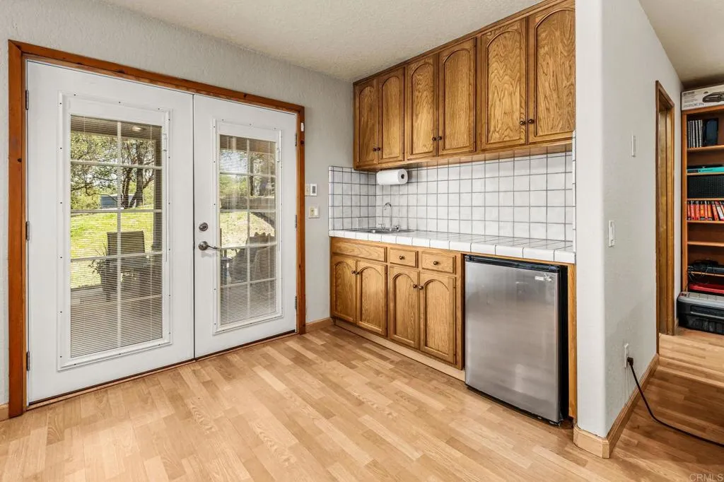 https://cdn.realtyfeed.com/cdn/127/306708337/2b902e4407c9ec5e082e03d804a6ebbd.webp