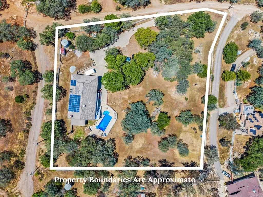 https://cdn.realtyfeed.com/cdn/127/306708337/e8de3680cdab5678a1a0e44bfba5c384.webp