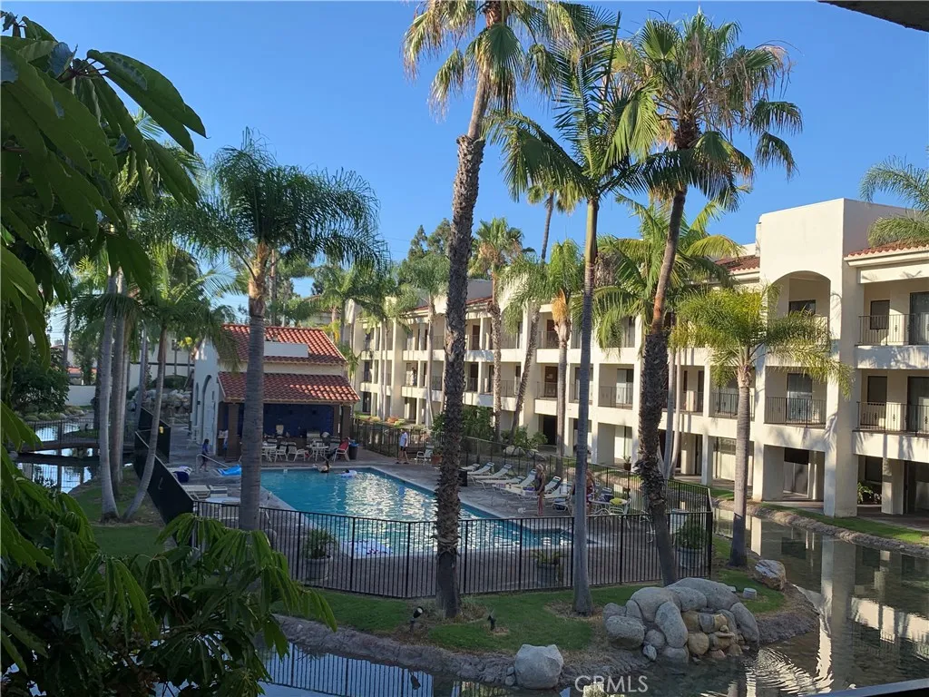 11620 Warner Avenue Unit 524