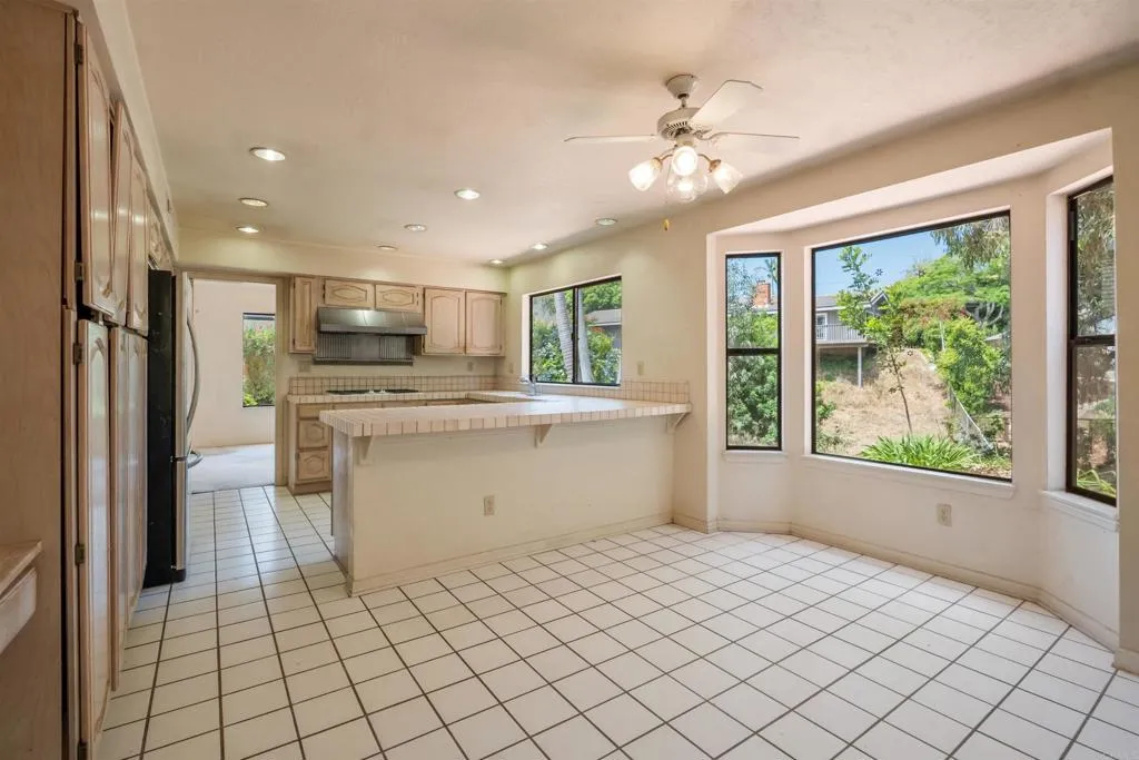 https://cdn.realtyfeed.com/cdn/127/306708418/0268a47629c420e7df44335d21d2b351.webp