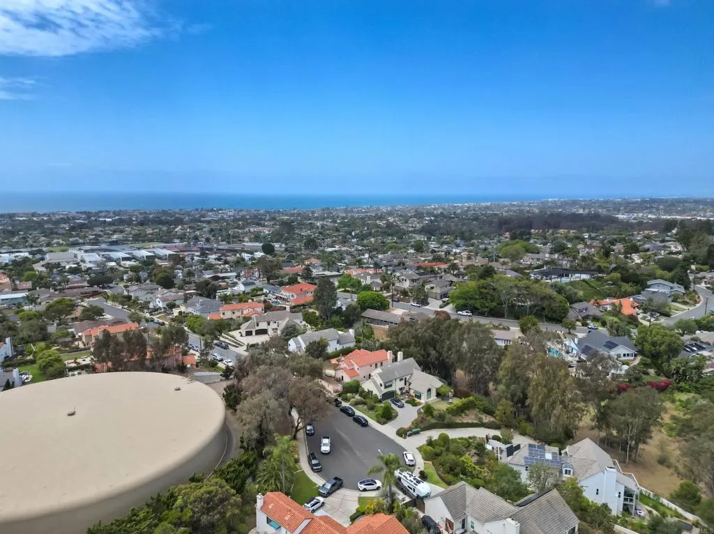https://cdn.realtyfeed.com/cdn/127/306708418/cb11f8c1df0e81b4bb90c473b150403e.webp