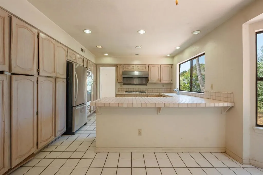 https://cdn.realtyfeed.com/cdn/127/306708418/d7297f60ba850c67d015f36f1490e128.webp