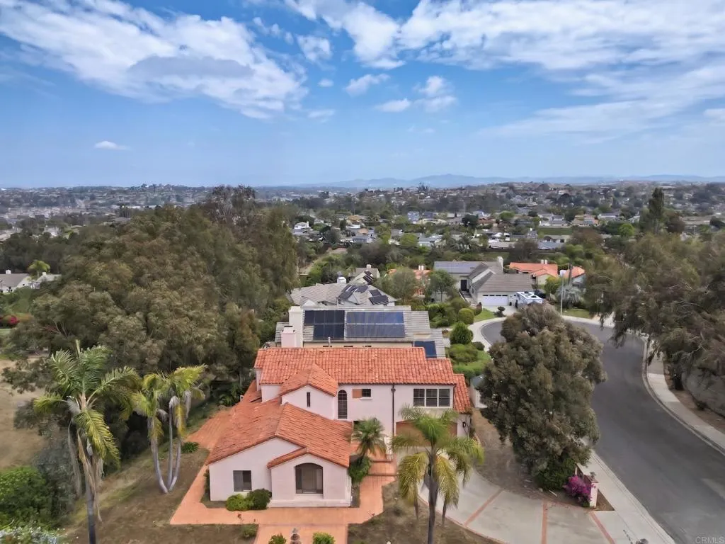 https://cdn.realtyfeed.com/cdn/127/306708418/ed49e52fadc988ab7895484317695ea1.webp