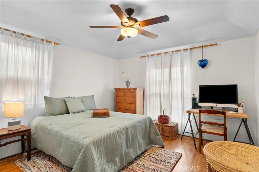 https://cdn.realtyfeed.com/cdn/127/306708419/387c4d1ac292468c37db87d7078633c5.webp