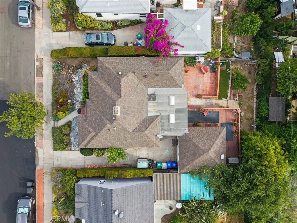 https://cdn.realtyfeed.com/cdn/127/306708419/3a273215cb397f332f9ac9dcf05e0d24.webp