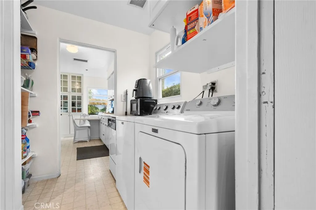 https://cdn.realtyfeed.com/cdn/127/306708419/f0ad15fed46fe1099054453f632ab0af.webp