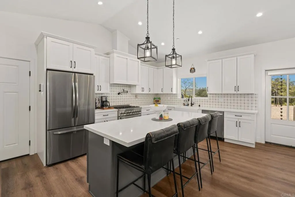https://cdn.realtyfeed.com/cdn/127/306708469/28b5d231f287c38a09840b1e2a7d1011.webp