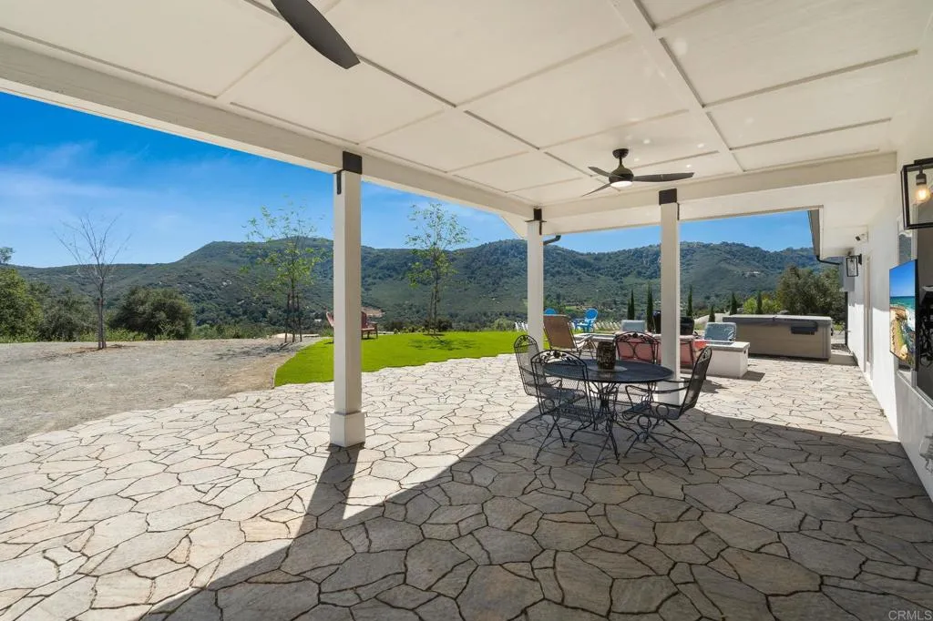 https://cdn.realtyfeed.com/cdn/127/306708469/75b8a3f6290779088f84b281b1211b0c.webp