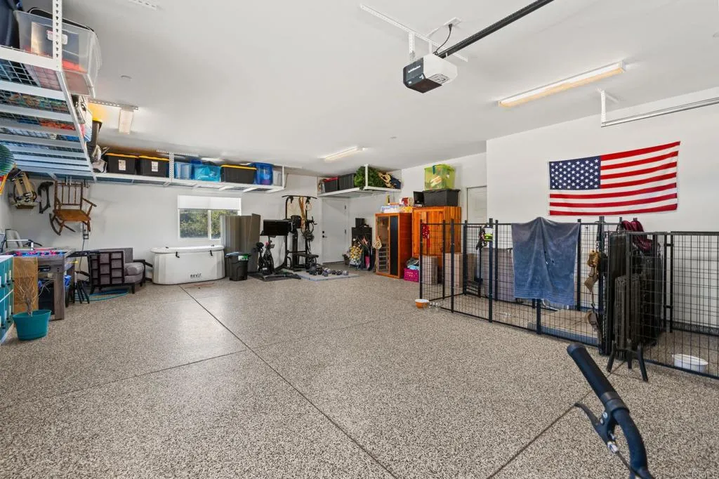 https://cdn.realtyfeed.com/cdn/127/306708469/8bb398044f3479a5ee09938f2746dd78.webp