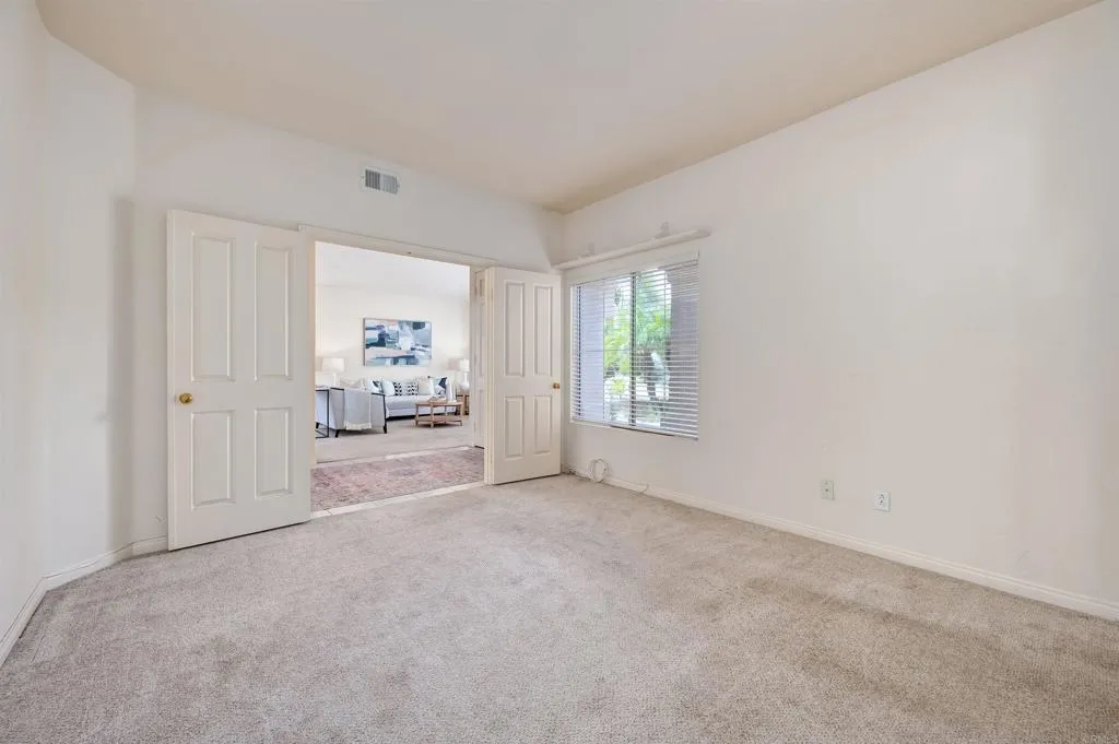 https://cdn.realtyfeed.com/cdn/127/306708478/49a061671ef00e92ef8b4148029fdae6.webp