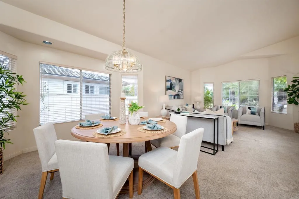 https://cdn.realtyfeed.com/cdn/127/306708478/54fc8edbaae3165ad3b7a2f4eab7e35b.webp