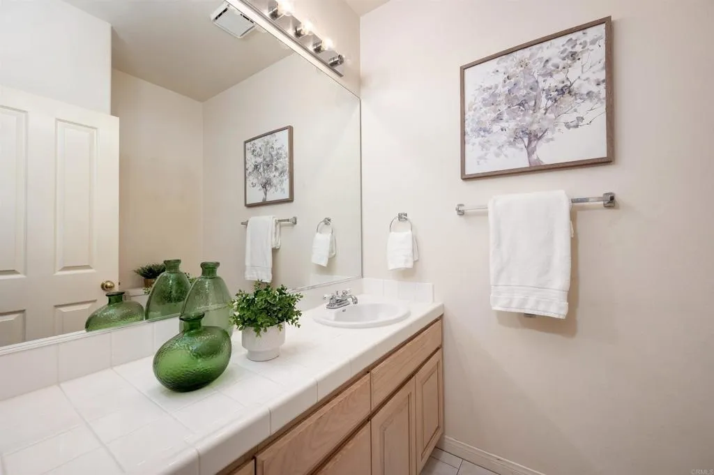 https://cdn.realtyfeed.com/cdn/127/306708478/e017981edf209a6155f7bdd503658a64.webp