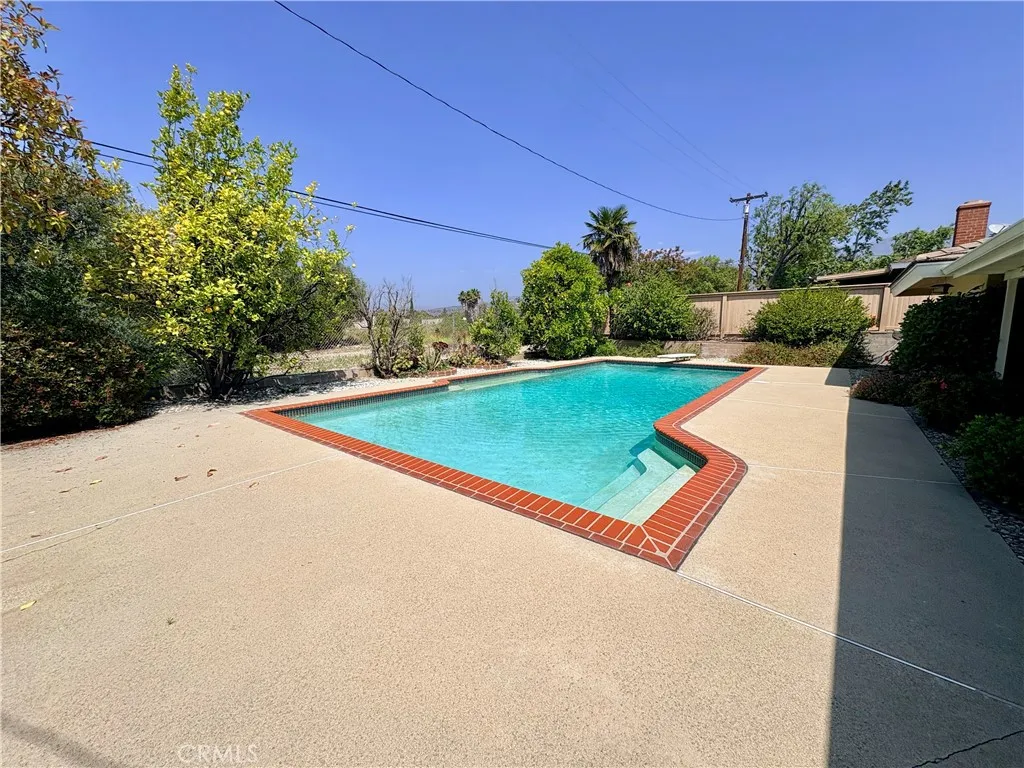 Claremont, CA 91711
