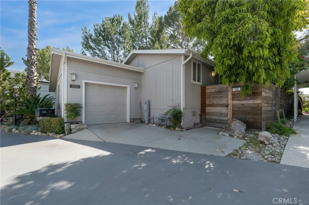 Topanga, CA 90290
