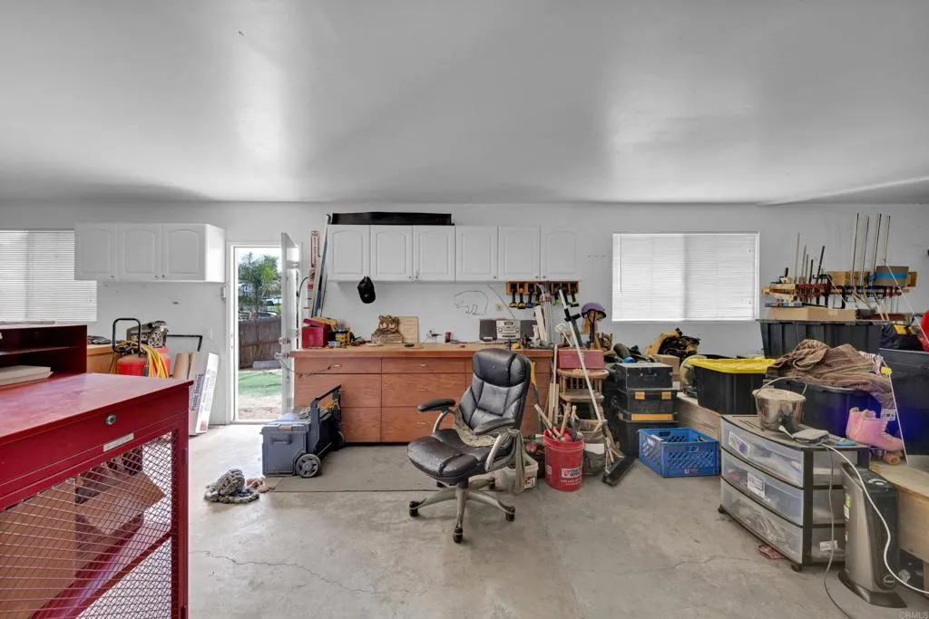 https://cdn.realtyfeed.com/cdn/127/306708596/1a28368111d80cad1d7047fe5d17e450.webp