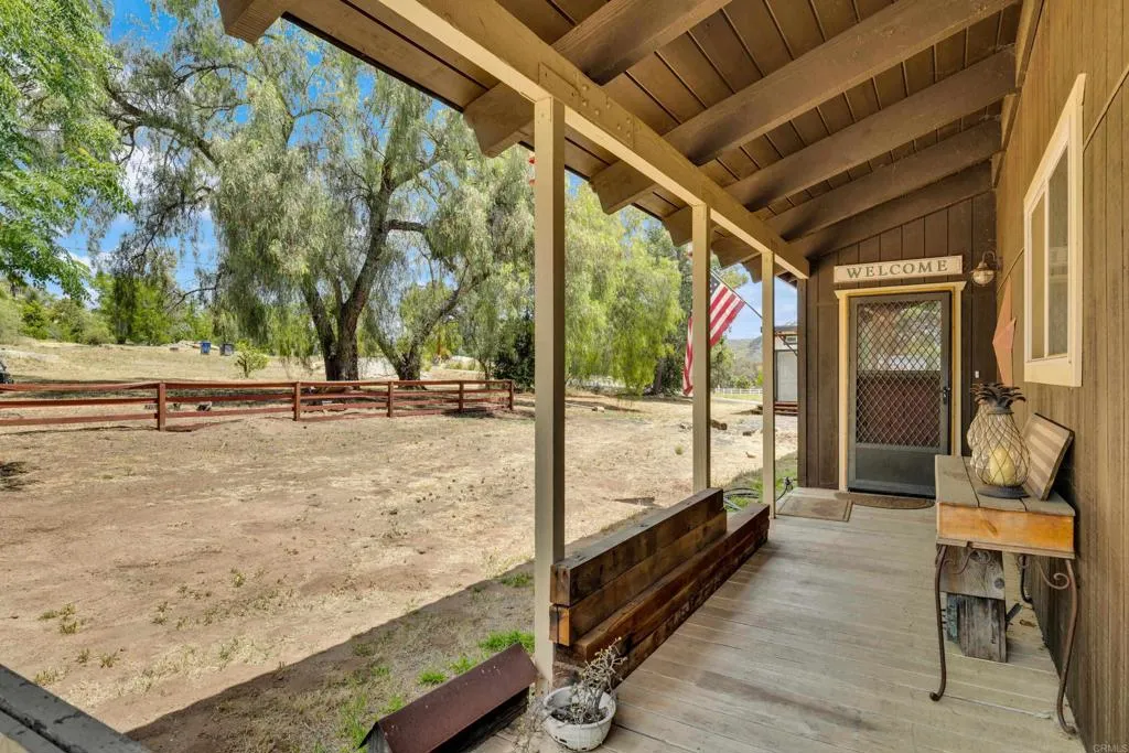 https://cdn.realtyfeed.com/cdn/127/306708596/3a9cf127d6ab7439d96b42786cc86425.webp