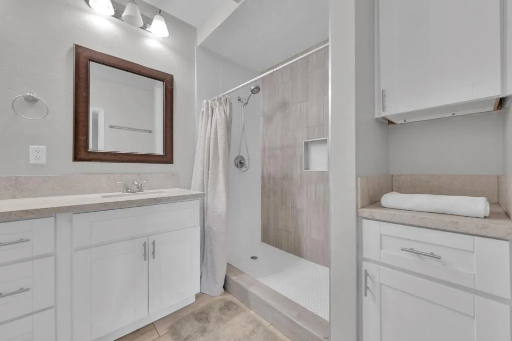 https://cdn.realtyfeed.com/cdn/127/306708596/73141c2c255316483134cd49634a86f7.webp