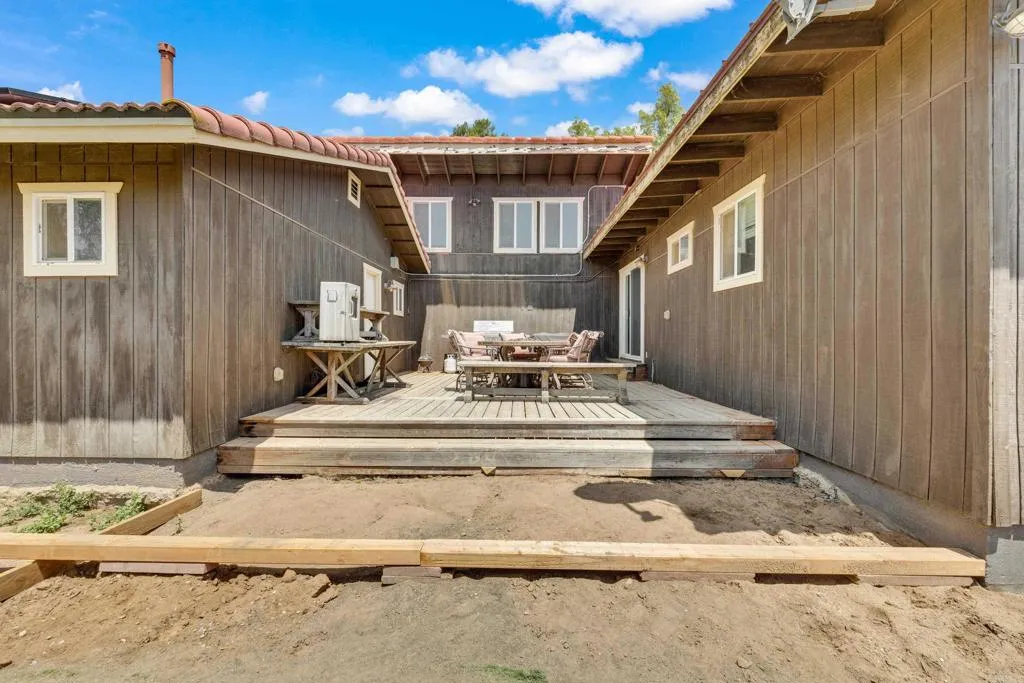 https://cdn.realtyfeed.com/cdn/127/306708596/84f2d755345b3f0bc70254a94c40f839.webp