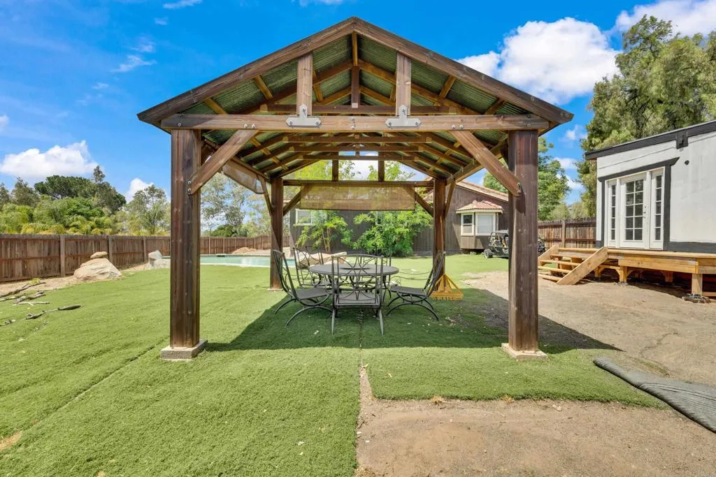 https://cdn.realtyfeed.com/cdn/127/306708596/b17280ce61dc0fe733b7e15b96c67db0.webp