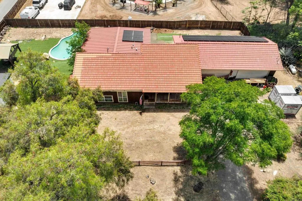 https://cdn.realtyfeed.com/cdn/127/306708596/dc74713053500c84b729ac49baf4115b.webp