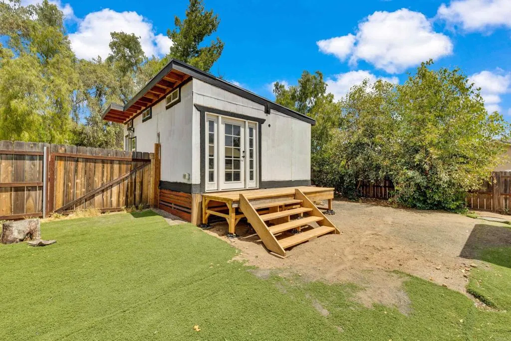 https://cdn.realtyfeed.com/cdn/127/306708596/fad8e55199725596d9a30a65f1a1c770.webp
