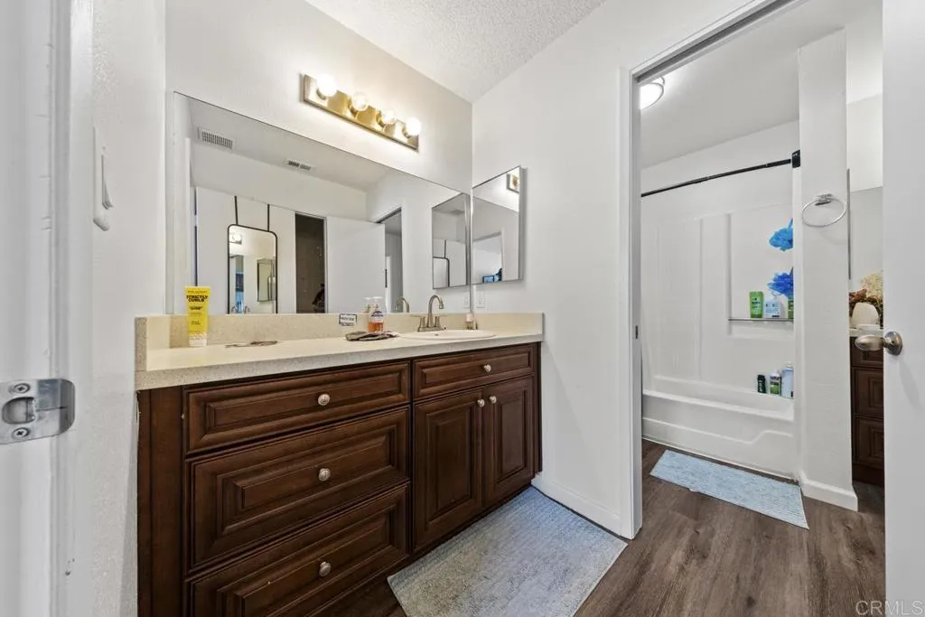 https://cdn.realtyfeed.com/cdn/127/306708607/115a9471ab6202307bc14dac61478640.webp
