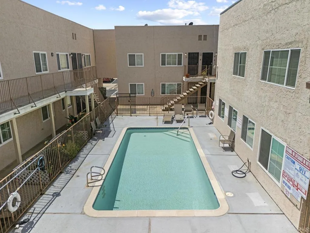 https://cdn.realtyfeed.com/cdn/127/306708607/59a4dac4a67629937f237bc6de3eca5a.webp